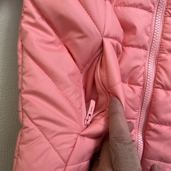 NWT - Puma Kids’ Puffer Jacket - Size 6 / 5-6Y - Picture 2 of 7